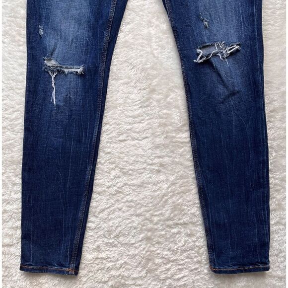 Old Navy Mid-Rise Rockstar Super-Skinny Distressed Jeans in Dark Worn, Size 6 - Picture 11 of 16